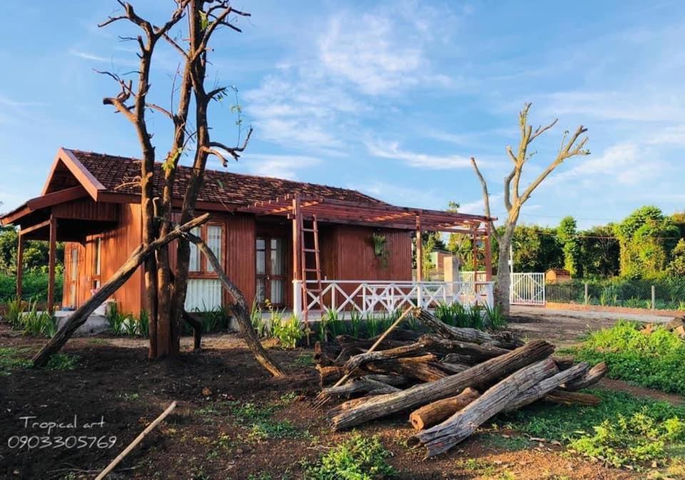 Dugiang Homestay Buon Ma Thuot Exterior foto